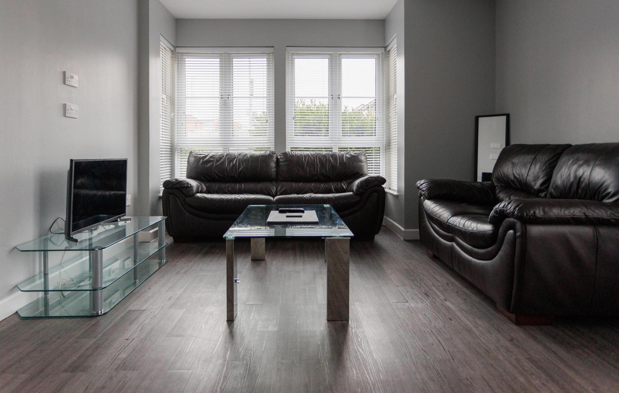 2 Bedroom Ground Floor Apartment 벨파스트 외부 사진